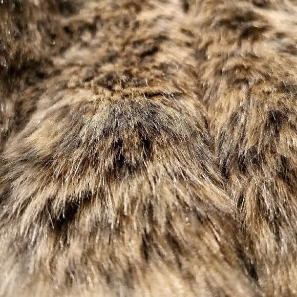 Banana Republic Women's M Fuzzy Furry Brown Vest - Picture 6 of 10